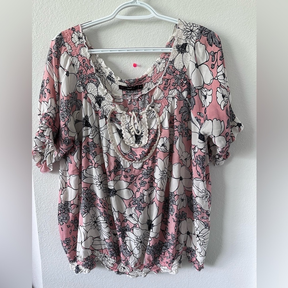 Hazel Gray and Pink Ruffled Short Sleeve Blouse